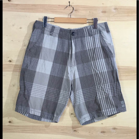 Billabong men’s short size 32 - Picture 1 of 6